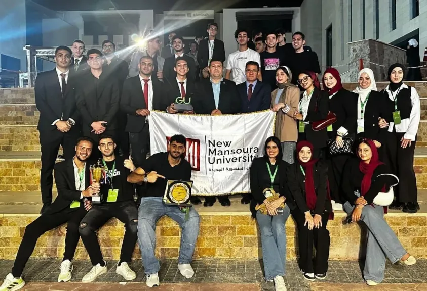 جامعة المنصورة الجديدة تحصد مراكز متقدمة ودرع ”أحسن روح رياضية” في ملتقى الأنشطة الطلابية الثاني ”G-FORCE” بجامعة الجلالة