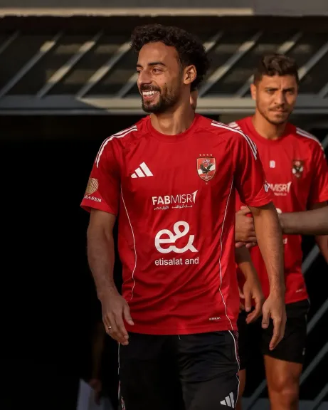 الأهلي ينتظر القرار الأخير من أحمد عبد القادر بعد نهاية مهلة تمديد العقد