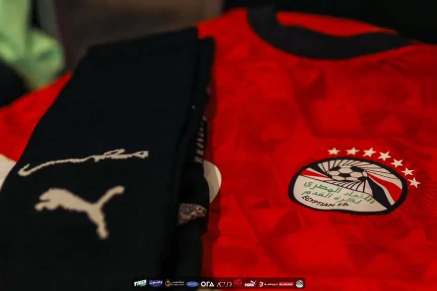 منتخب مصر يرتدي قميصه الأساسي أمام وبوركينا بالأبيض غدًا