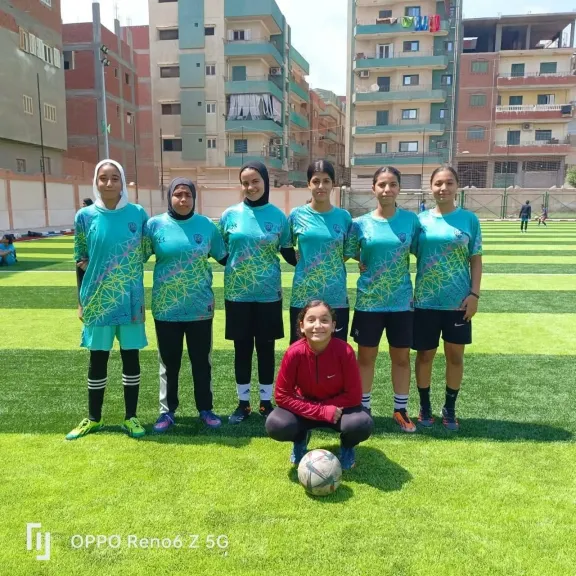 ”شباب الغربية” تواصل فعاليات الدورة الصيفية في خماسي كرة القدم للفتيات