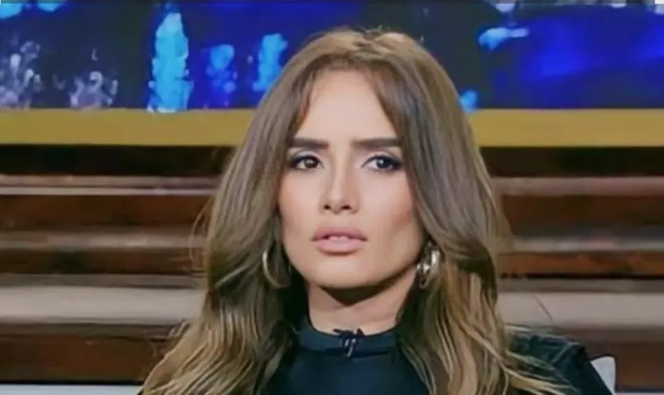 زينة: مع السلامة يا عمرو.. فاكرة كل نصايحك وجدعنتك بحبك أوي