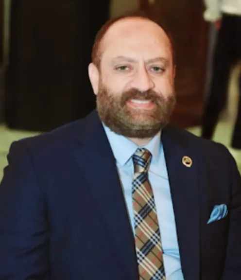 المهندس علي زين: بيان ”السيسي” أمام قمة بريكس الاستثنائية شامل سياسيًا وأمنيًا واقتصاديا
