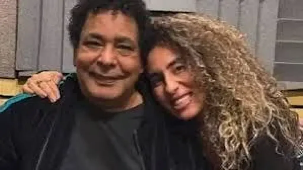 أكتر أغنية أستنيتها تنزل.. منة القيعى تعلن عن تعاون جديد يجمعها بالكينج في أغنية ”بين البينين”