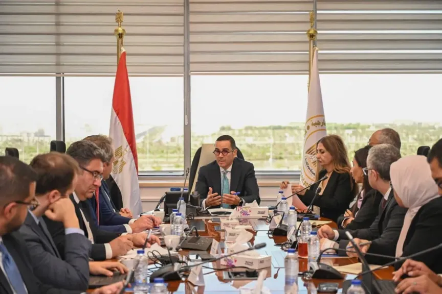 وزير الإسكان