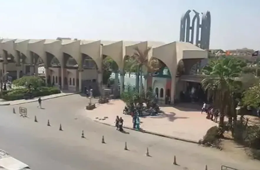 ”جامعة حلوان...بوابة الحراك الأكاديمي نحو التميز المحلي والدولي للطلاب والباحثين”