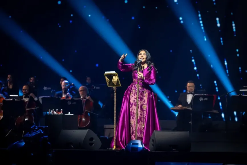 بالصور..فنانة العرب أحلام تشعل موسم جدة بحفل استثنائي على مسرح عبادي الجوهر أرينا