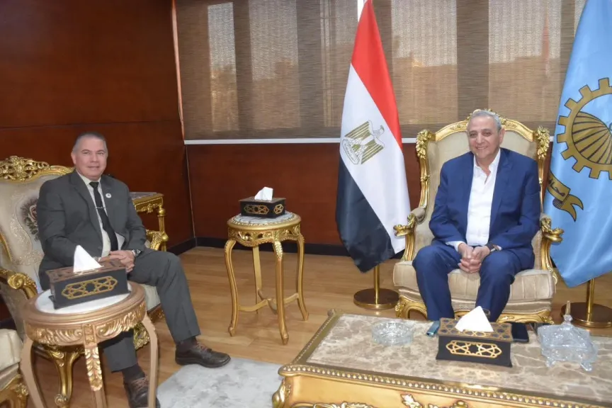 محافظ الغربية يبحث مع رئيس جامعة سمنود التكنولوجية دعم التعليم الفني وربطه بالصناعة