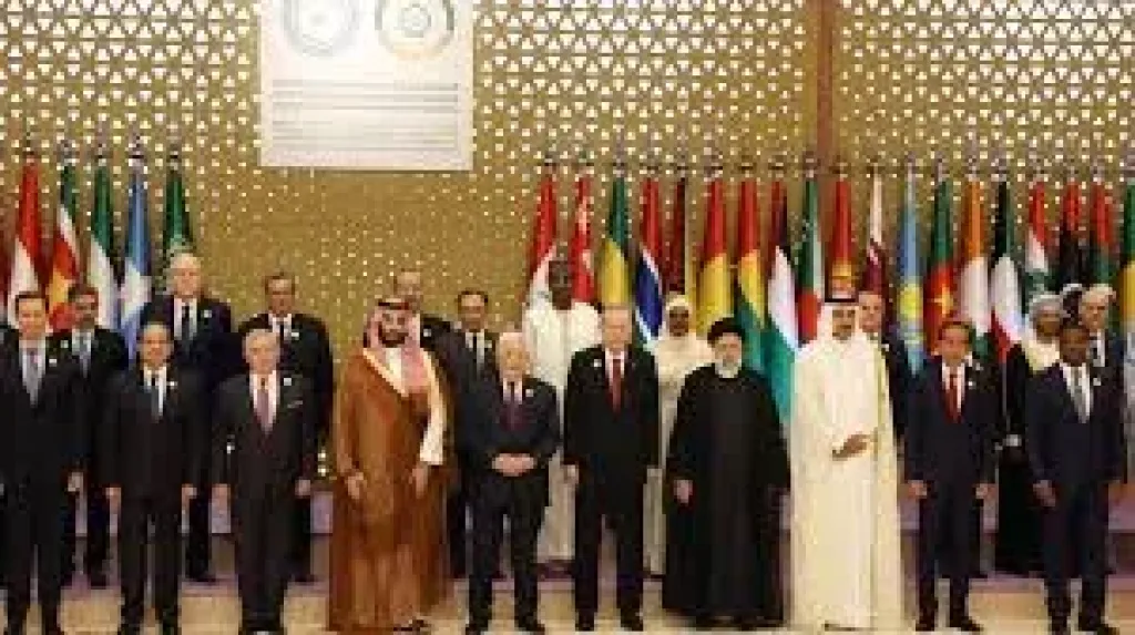القمة العربية الإسلامية .. تدين العدوان الإسرائيلي على دولة قطر