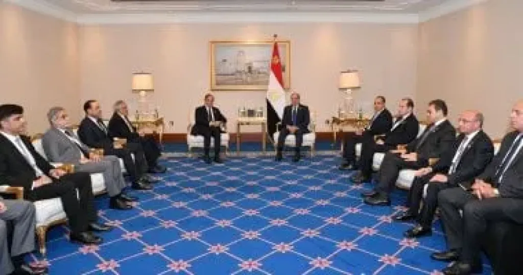 جانب من لقاء الرئيس السيسي ورئيس وزراء باكستان