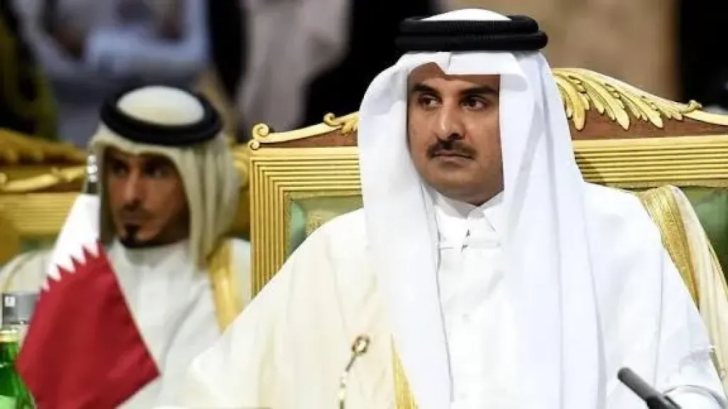 الأمير تميم بن حمد امام القمة العربية الإسلامية  : الدوحة تعرضت لاعتداء اسرائيلي غادر
