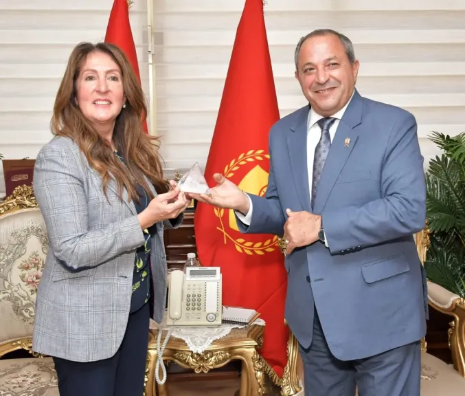 محافظ بورسعيد يستقبل سفيرة الولايات المتحدة الأمريكية بمصر لبحث سبل التعاون المشترك