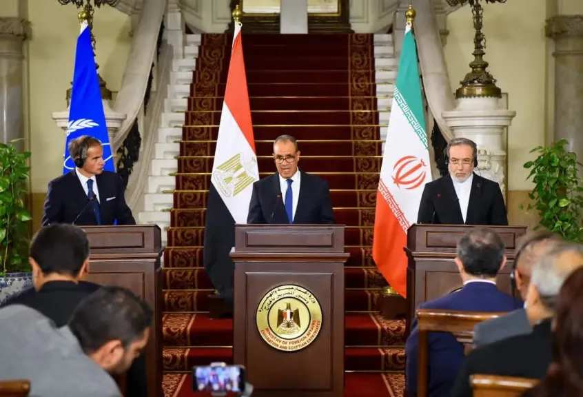 بعد اتفاق إيران والوكالة الدولية للطاقة الذرية.. كيف استعادت القاهرة دبلوماسيتها النشطة؟