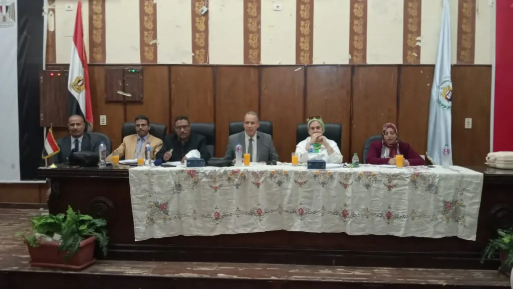 مدير تعليم أسيوط يستقبل رئيس الادارة المركزية لمعالجة التسرب التعليمى لمناقشة سبل النهوض بالتعليم المجتمعي