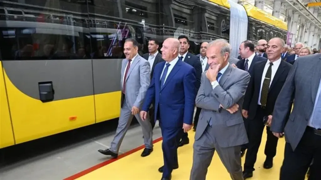 وزير الصناعة: 11 ألف مصنع متعثر في مصر