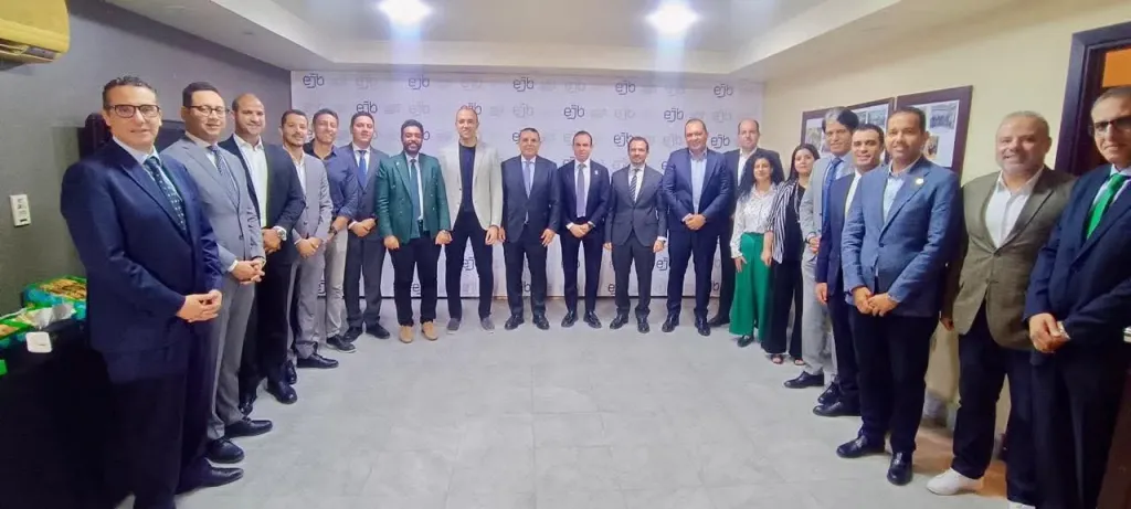 ”شباب الأعمال” تتعاون مع ”التمثيل التجاري” في دعم نمو الصادرات والترويج للاستثمار