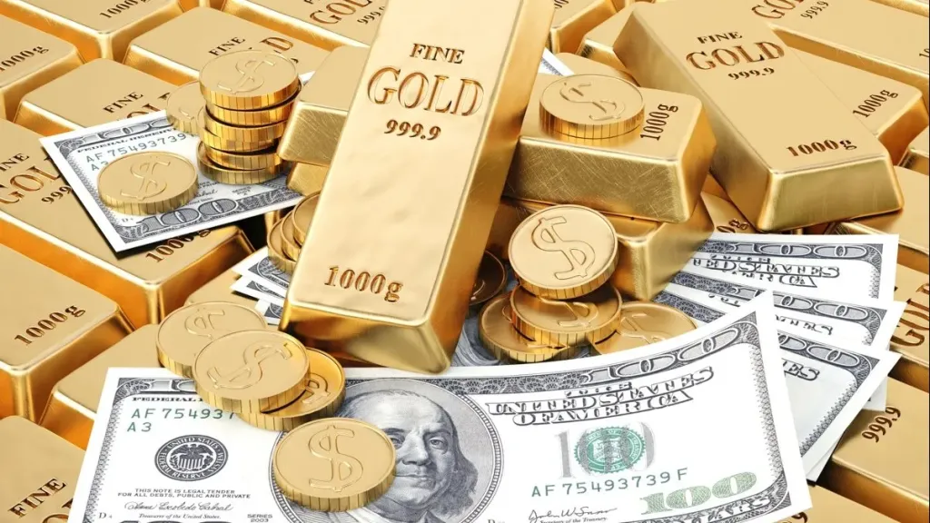 بعد قرار الفيدرالي بخفض الفائدة.. الدولار ينتعش والذهب يتراجع والنفط يستقر