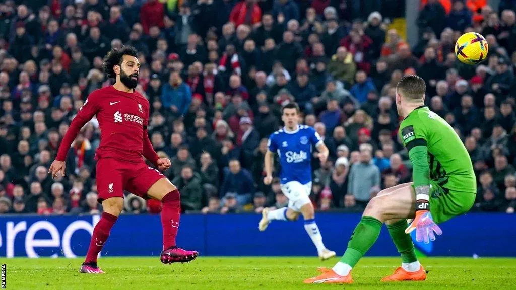 تعرف على موعد مباراة ليفربول وإيفرتون في الدوري الإنجليزي 2025-2026 القنوات الناقلة