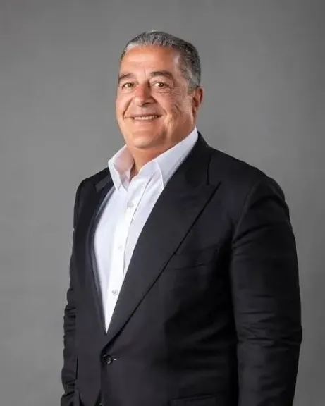 شوبير يكشف: ياسين منصور نائبًا لرئيس الأهلي في اتفاق مع الخطيب
