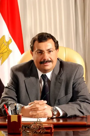 إدراج اسم وزير الاتصالات الراحل ”طارق كامل” ضمن  قائمة مشاهير الإنترنت لعام 2025