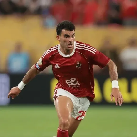زيزو يغادر اتحاد الكرة بعد جلسة الاستماع بشأن شكوى الزمالك