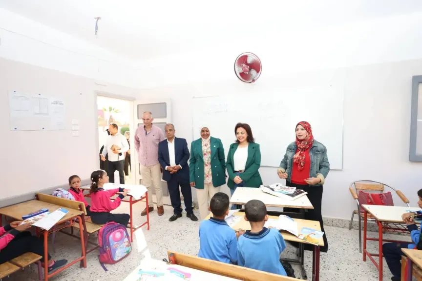 نائب محافظ البحر الأحمر تشهد الطابور الصباحي بعدد من مدارس الغردقة مع انطلاق العام الدراسي الجديد