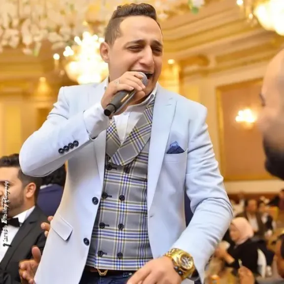 بوظ فرحي.. عروس تتهم رضا البحراوي بالتخلف عن إحياء حفل زفافها رغم دفع الأجر كاملًا