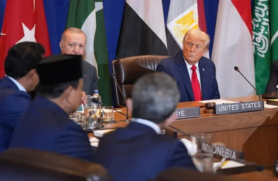 الرئيس ترامب في اجتماع القادة العرب والمسلمين