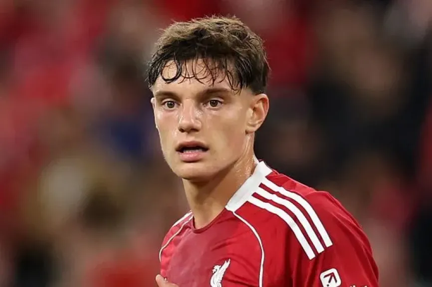 ليفربول يتلقى صدمة بإصابة مدافعه الجديد ليوني بالرباط الصليبي