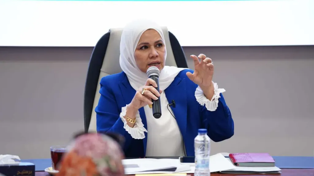 الضرائب تعلن قرارا بإلزام ممولين بإيصالات ضريبية إلكترونية على بيئة التشغيل الفعلي