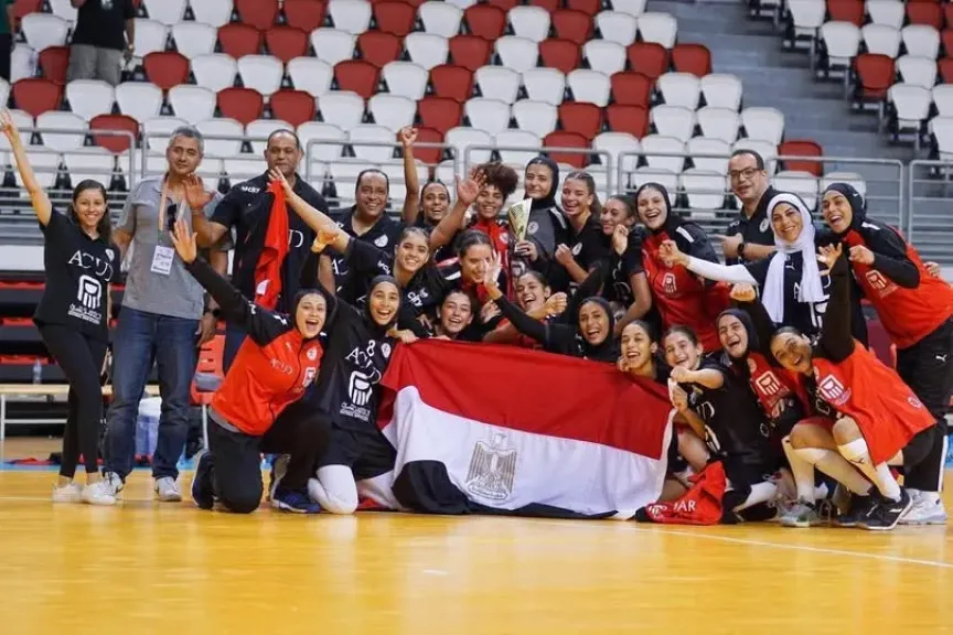 المجلس القومي للمرأة يهنئ منتخب مصر لناشئات كرة اليد بعد تتويجه بلقب بطولة إفريقيا