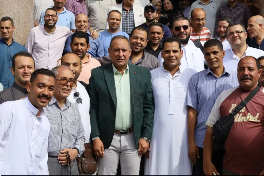 رئيس شركة مياه الغربية يودع العاملين المتوجهين لأداء العمرة