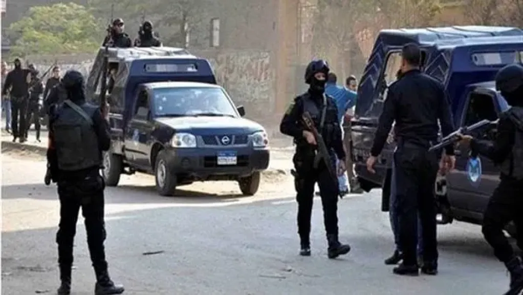 الأمن اقتحم بؤرة إجرامية.. مصرع 6 أشخاص خارجين عن القانون خلال حملة أمنية مكبرة في قنا