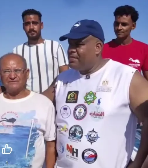 ”كابونجا” يسحب مركب وزنه ٧٠٠ طنا بأسنانه في حدث عالمي بالغردقة