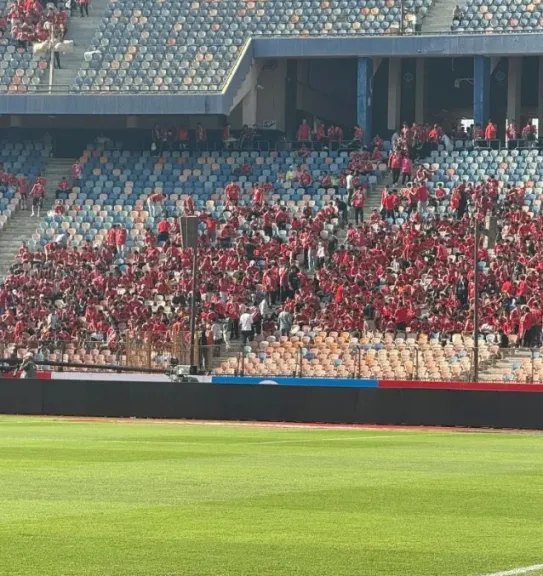 توافد جماهير الأهلي إلي ستاد القاهرة لمتابعة في القمة أمام الزمالك