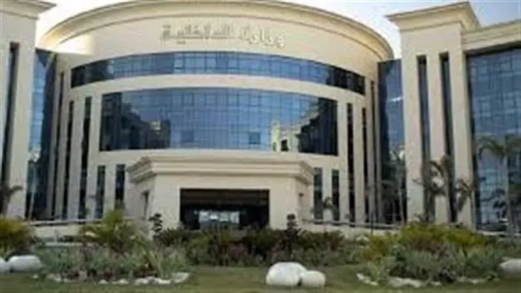 الأجهزة الأمنية تضبط سائق سيارة يستعرض مهاراته في الإسكندرية