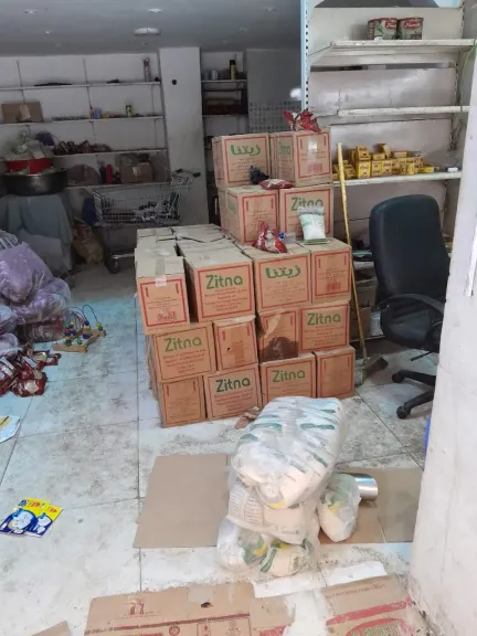 حملات تموينية بالقليوبية تكشف مخالفات خطيرة: سلع مجهولة المصدر وبنزين مهرب
