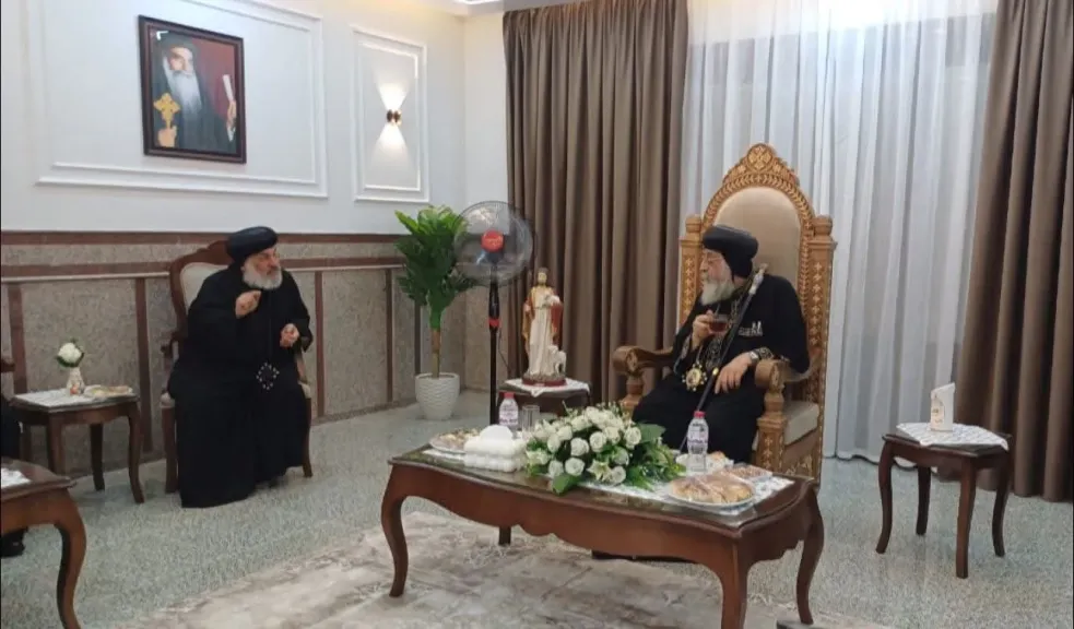 البابا تواضروس الثاني يجتمع مع شعب كاتدرائية القديس تواضروس المشرقي بصنبو بديروط