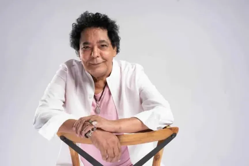 محمد منير: شخصيتي التي تشكلت تجمع  بين نعومة النيل وصلابة الحجر وكنت أتمنى وجود أمي وابي