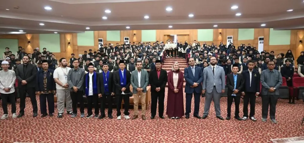 بمشاركة 300 طالب.. «بكري» و«الصعيدي» يفتتحان البرنامج التعريفي بالأزهر لطلاب إندونيسيا الجدد