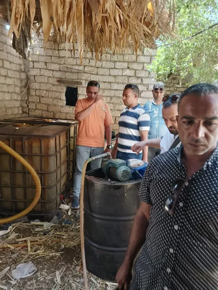 محافظ أسيوط: ضبط 7 أطنان سولار بأحد المخازن بقرية جحدم بمنفلوط قبل بيعها بالسوق السوداء