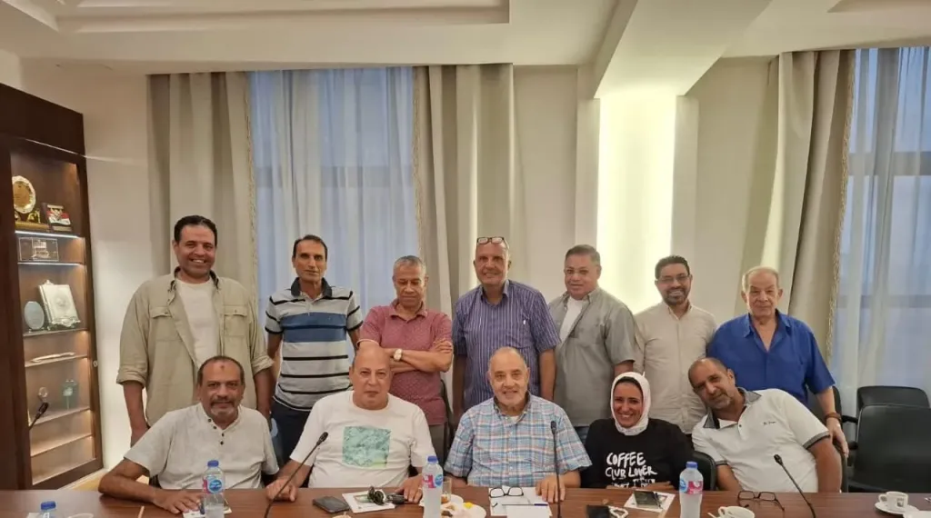 قطع غيار السيارات بتجارية الإسكندرية تناقش  خطة العمل المستقبلية في ظل الوضع الراهن
