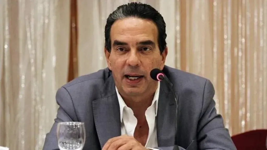 أبو العلا يهاجم تراجع وزير العدل عن موقفه من قانون الإجراءات الجنائية