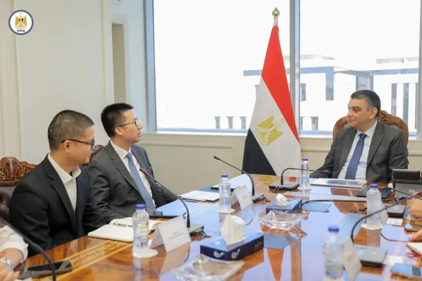 هيئة الشراء الموحد تتعاون مع «هواوي» لدمج تقنيات  الذكاء الاصطناعي بمنظومة المخازن الاستراتيجية
