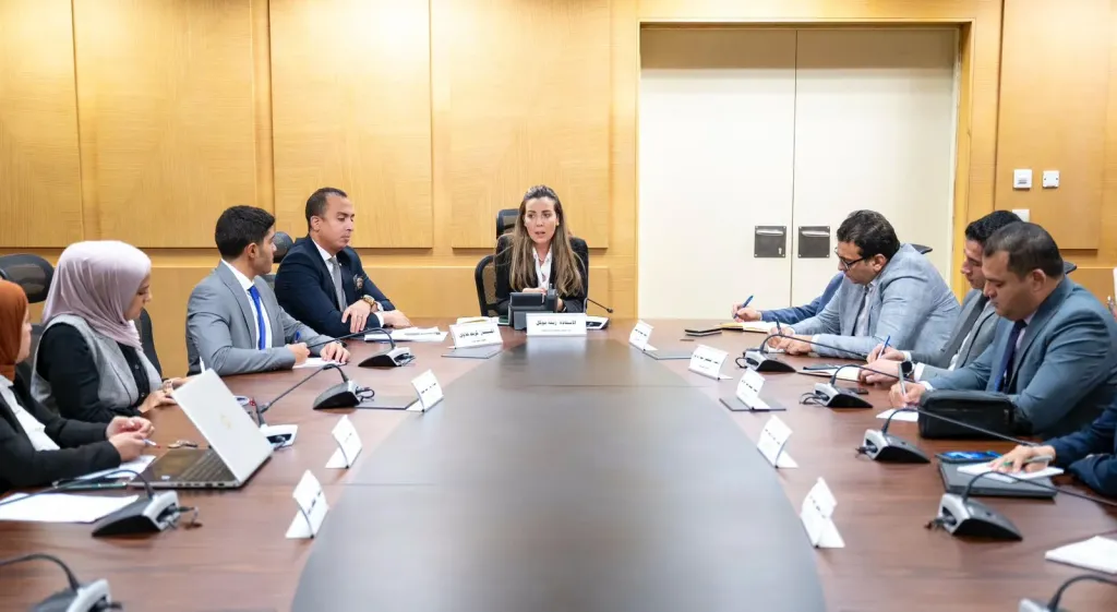 المديرة التنفيذية لـ قادرون باختلاف تترأس اجتماعًا لاستعراض استراتيجية عمل الصندوق وإعداد مقترح الهيكل التنظيمي