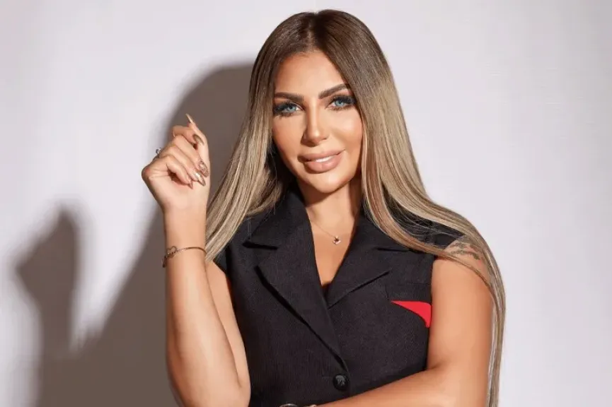 عصابة إجرامية.. وصول المنتجة سارة خليفة و 27 متهما إلى جنايات القاهرة
