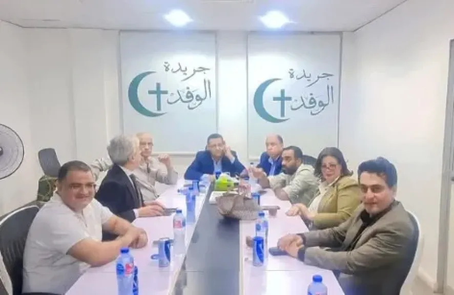بحضور نقيب الصحفيين والسكرتير العام .. اجتماع مجلس النقابة داخل جريدة الوفد لبحث أزمة الزملاء