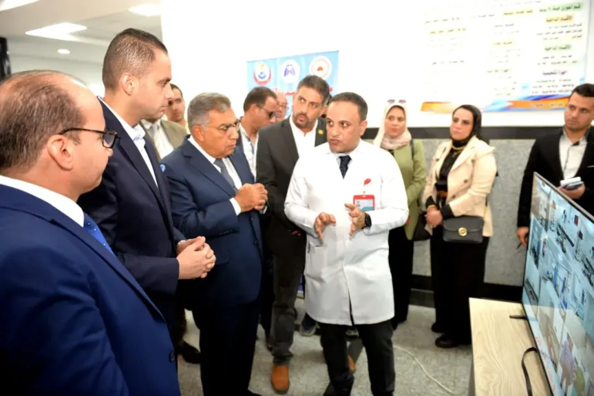 محافظ الدقهلية يستقبل نائب وزير الصحة... ويفتتحان تطوير العناية المركزة بمستشفى صدر المنصورة بتكلفة 18 مليون جنيه