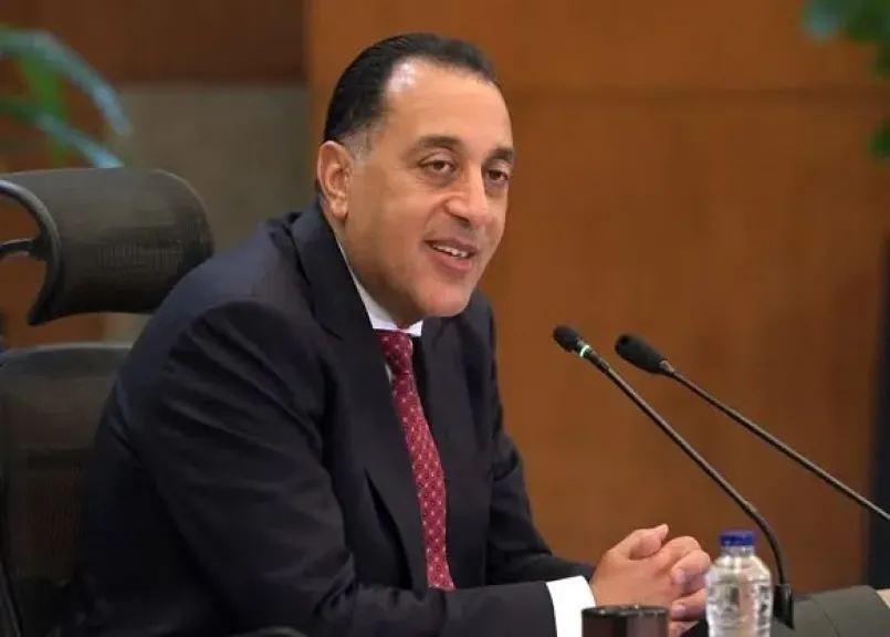 مدبولي يهنئ الدكتور خالد العناني بفوزه بمنصب مدير عام اليونسكو: انتصار جديد لمصر وثقة دولية في الكفاءات الوطنية