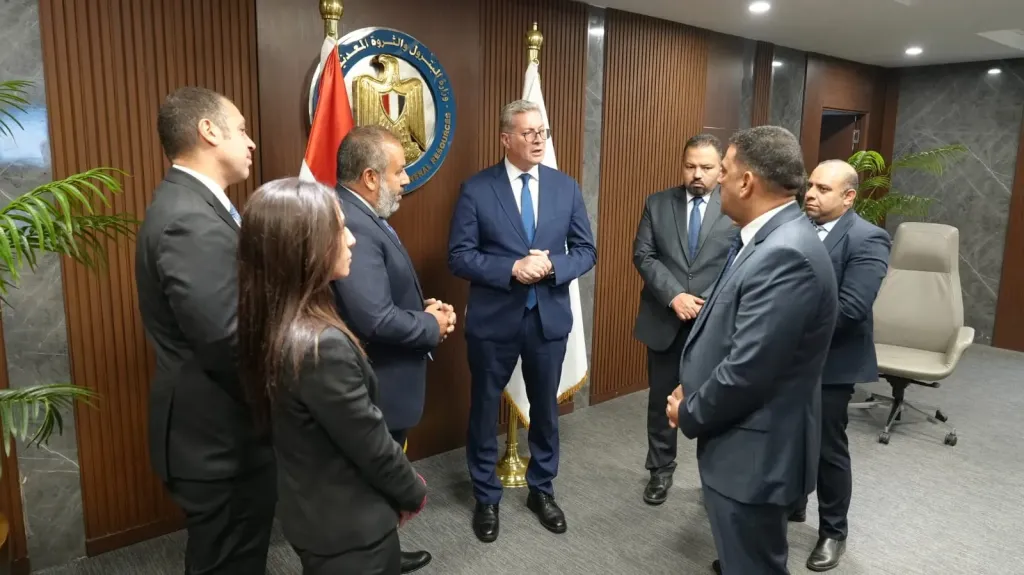 وزير البترول يشهد توقيع اتفاقية شراكة مع القطاع الخاص لتصنيع الفوسفات وتعظيم القيمة المضافة