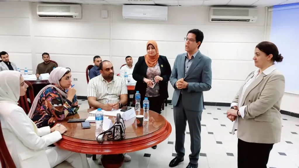 رئيس جامعة بنها يفتتح برنامج تدريب المقيمين لجائزة التميز الحكومي لكليات الجامعة